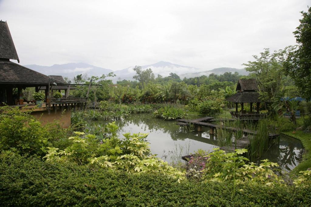 Howie'S Homestay Mae Rim Eksteriør bilde